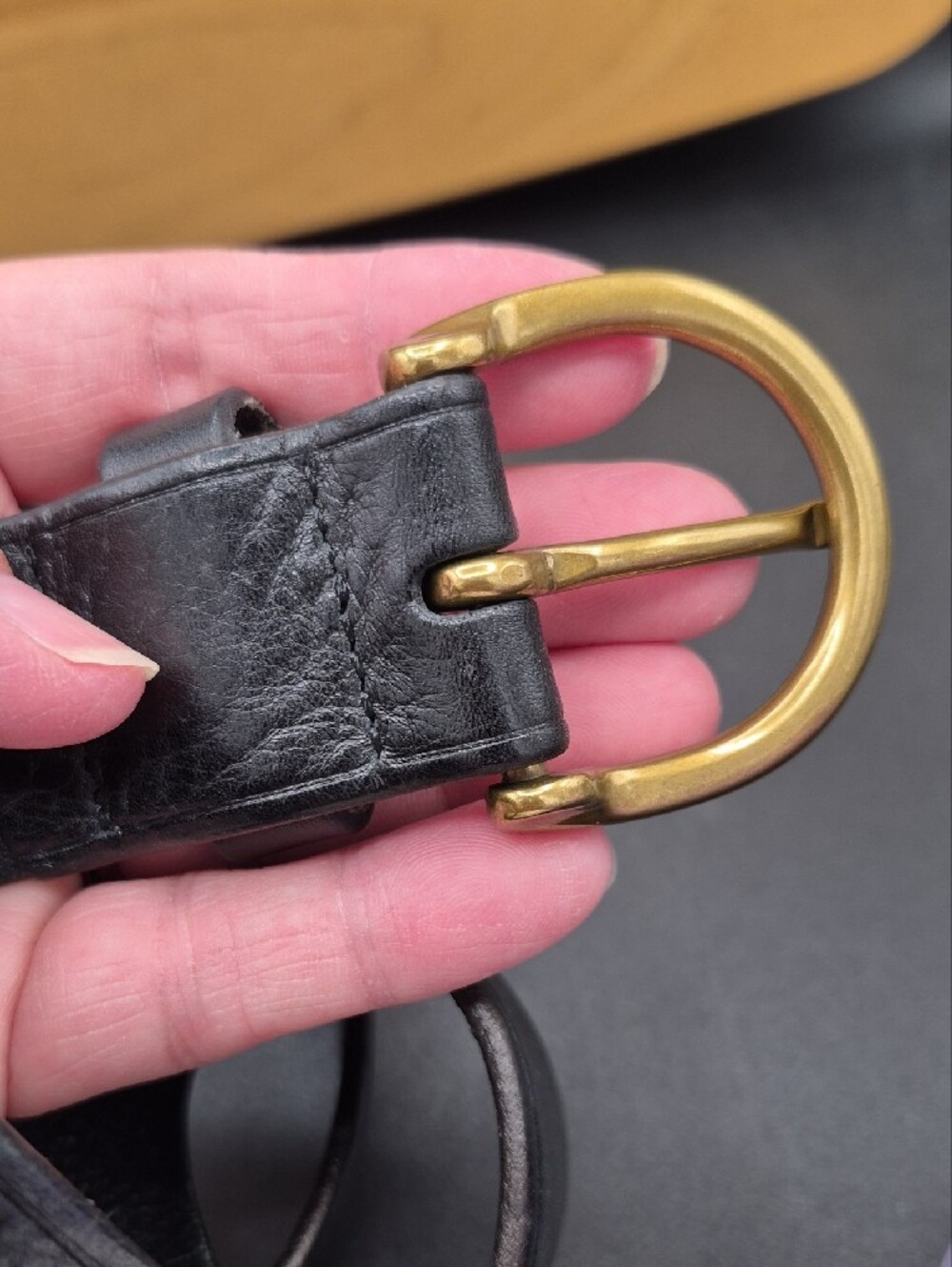 Madewell Black Genuine Italian Leather Belt Brass Horseshoe Buckle Classic - Picture 4 of 8